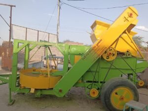 TRACTOR OPERATED GROUNDNUT THRESAR (1000KG)